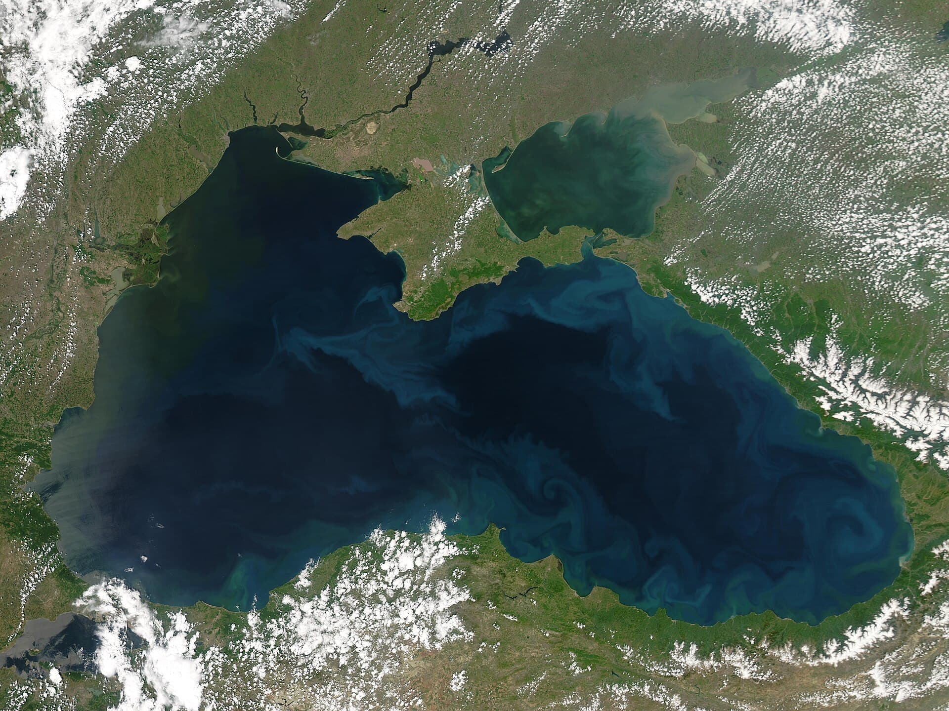 Drones hit ships in Black Sea, sinking 1 and prompting rescue operations, Bulgaria says